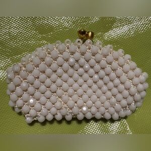 Vintage White Beaded Women's Coin Purse with Gold Accent